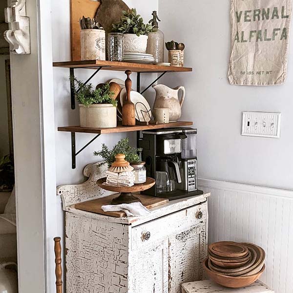 FB6F4BF9-797D-6D82-ACFF-4933B65AE2C5